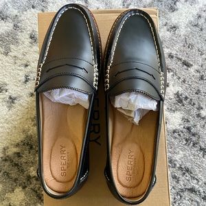 Sperry Seaport Penny Loafers Never Worn